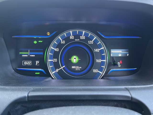 ホンダ オデッセイ ハイブリッド 福島県 2017(平29)年 8.5万km ホワイトオーキッドパール 純正ナビ　/(CD/DVD/BT/フルセグTV)/HDMI/純正フリップダウンモニター/全周囲カメラ/バックカメラ/両側パワースライドドア/クルーズコントロール追従あり/ホンダセンシング/前方ドライブレコーダー/Ｄ席パワーシート/Ｄ席Ｎ席シートヒーター/レザーシート/ビルトインＥＴＣ/純正17インチアルミホイール/LEDヘッドライト