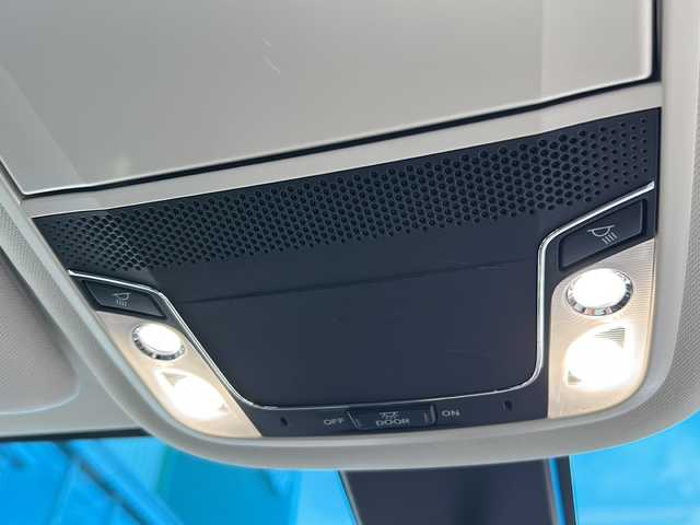 ホンダ オデッセイ ハイブリッド 福島県 2017(平29)年 8.5万km ホワイトオーキッドパール 純正ナビ　/(CD/DVD/BT/フルセグTV)/HDMI/純正フリップダウンモニター/全周囲カメラ/バックカメラ/両側パワースライドドア/クルーズコントロール追従あり/ホンダセンシング/前方ドライブレコーダー/Ｄ席パワーシート/Ｄ席Ｎ席シートヒーター/レザーシート/ビルトインＥＴＣ/純正17インチアルミホイール/LEDヘッドライト