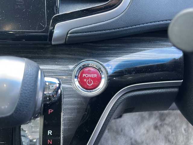 ホンダ オデッセイ ハイブリッド 福島県 2017(平29)年 8.5万km ホワイトオーキッドパール 純正ナビ　/(CD/DVD/BT/フルセグTV)/HDMI/純正フリップダウンモニター/全周囲カメラ/バックカメラ/両側パワースライドドア/クルーズコントロール追従あり/ホンダセンシング/前方ドライブレコーダー/Ｄ席パワーシート/Ｄ席Ｎ席シートヒーター/レザーシート/ビルトインＥＴＣ/純正17インチアルミホイール/LEDヘッドライト