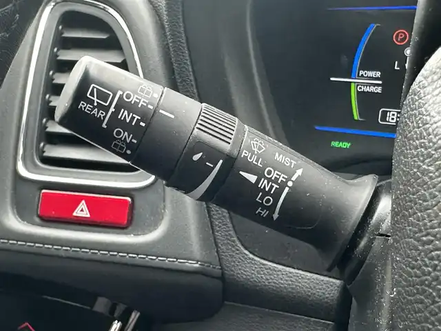 ホンダ ヴェゼル ハイブリッド X Lパッケージ 道北・旭川 2015(平27)年 11.4万km ホワイトオーキッドパール (株)IDOMが運営する【じしゃロン旭川店】の自社ローン対象車両になります。こちらは現金ご利用時の価格です。/自社ローンご希望の方は別途その旨お申付け下さい/ /・純正ナビ（SD）/・バックカメラ/・ETC/・クルーズコントロール/・パドルシフト/・両席シートヒーター/・ワイパーデアイサー/・プッシュスタート/・スマートキー1個/・オートライト/・フォグランプ・電動格納ミラー/・現車装着サマータイヤ 純正AW215/55R17