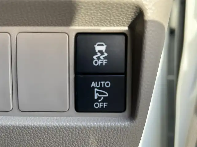 ホンダ Ｎ ＷＧＮ G Lパッケージ 愛媛県 2016(平28)年 2.6万km プレミアムホワイトパールⅡ 登録時走行距離：25202Km/社外メモリナビ/AM/FM/CD/DVD/BT/ワンセグTV/横滑り防止装置/エンジンスタートボタン/Bカメラ/前ドラレコ/社外レーダー/ETC/ＡＢS/キセノンヘッドライト/オートライト/スマートキー/スペアキー1本/純正フロアマット/社外アルミホイール