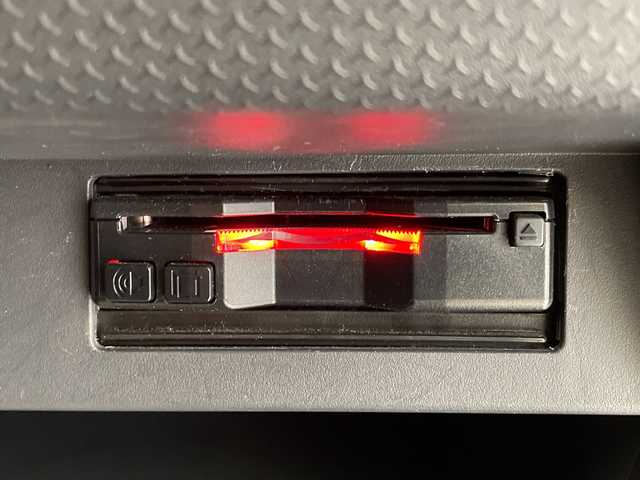 スズキ ハスラー タフワイルド 埼玉県 2018(平30)年 5.3万km フェニックスレッドパール/ブラック 2トーン デュアルカメラブレーキサポート/社外SDナビ/　　CD/ワンセグ/USB/HIDオートライト/ハーフレザーシート/シートヒーター/スマートキー/ビルトインETC/禁煙車