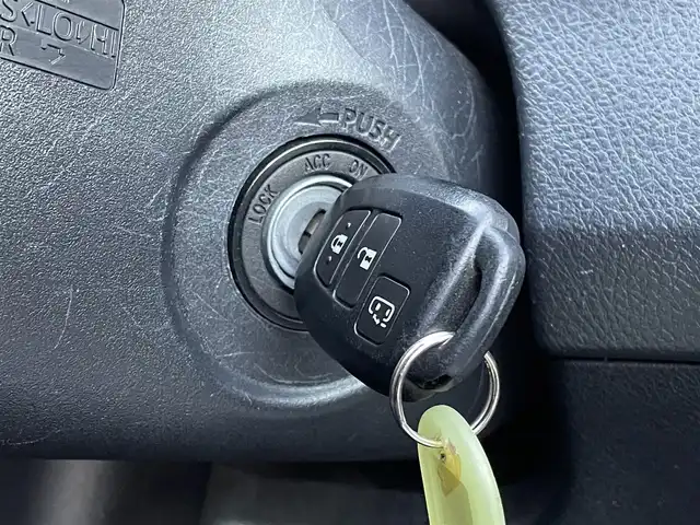 トヨタ シエンタ ファンベースX 山梨県 2019(平31)年 4.1万km シルバーM