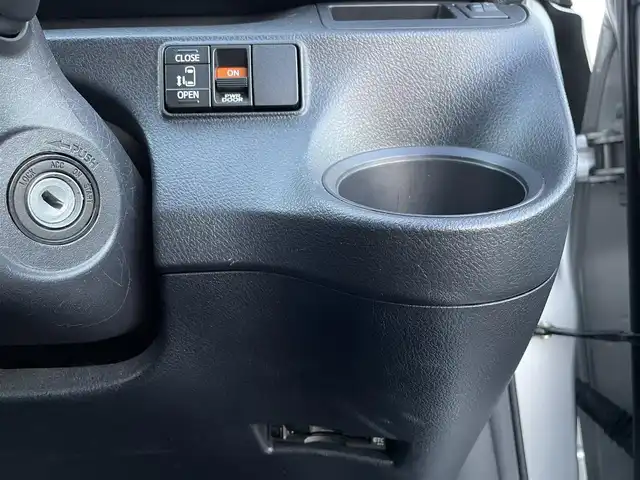 トヨタ シエンタ ファンベースX 山梨県 2019(平31)年 4.1万km シルバーM