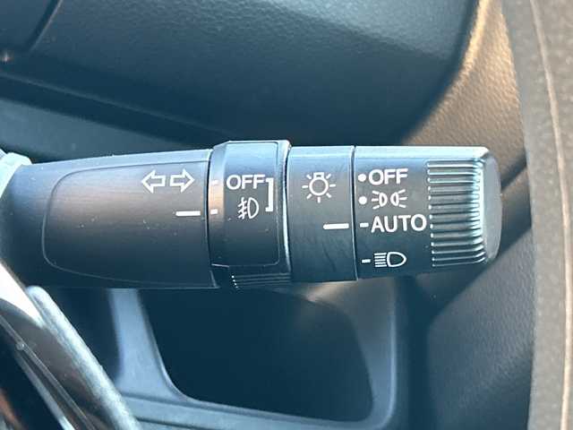 ホンダ Ｎ ＢＯＸ カスタム L 千葉県 2023(令5)年 2.2万km プラチナホワイトパール ナビＶＸＭ－１７４ＶＦＸｉ　バックカメラ　パワースライドドア　ＢＴ　ＴＶ　ホンダセンシング　レーダークルーズ　ブレーキホールド　スマートキー　シートヒーター　ＬＥＤライト　オートライト　マット　