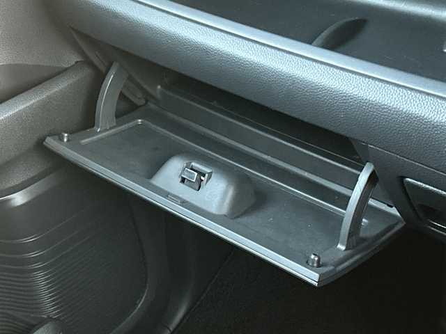 ホンダ Ｎ ＢＯＸ カスタム L 千葉県 2023(令5)年 2.2万km プラチナホワイトパール ナビＶＸＭ－１７４ＶＦＸｉ　バックカメラ　パワースライドドア　ＢＴ　ＴＶ　ホンダセンシング　レーダークルーズ　ブレーキホールド　スマートキー　シートヒーター　ＬＥＤライト　オートライト　マット　