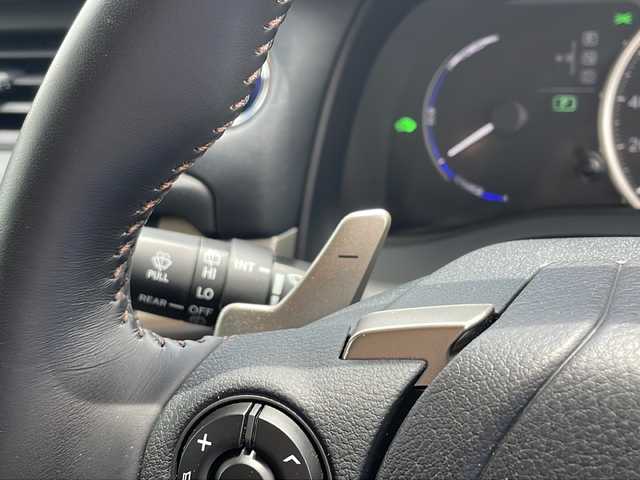 レクサス ＣＴ 200h バージョンC 千葉県 2022(令4)年 2.5万km ソニッククォーツ １オーナー　ナビ　バックカメラ　電動シート　シートヒーター　ドラレコ　２．０ＥＴＣ　ＡＣ１００Ｖ　ＰＣＳ　ＬＤＡ　ＡＨＢ　クルコン　ブルーレイ　ＬＥＤライト　オートライト　前後ソナー　スマートキー
