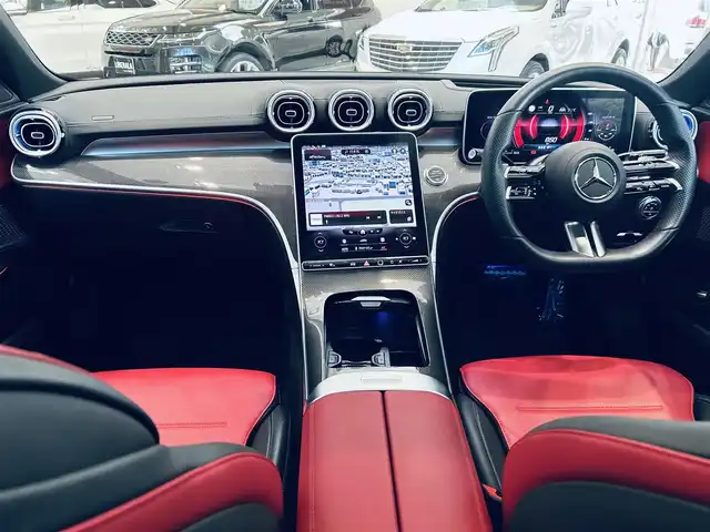 メルセデス・ベンツ Ｍ・ベンツ Ｃ２２０ｄ アバンギャルド　AMGライン 大阪府 2022(令4)年 1.1万km オブシディアンブラック レザーエクスクルーシブP/レーダーセーフティ/サンルーフ/HUD/赤黒革/メモリ付きパワーシート/シートヒーター/ACC/純正ナビ/TV/360度カメラ/純正18インチAW/LEDヘッドライト/アンビエントライト/電動リアゲート/ブラインドスポット
