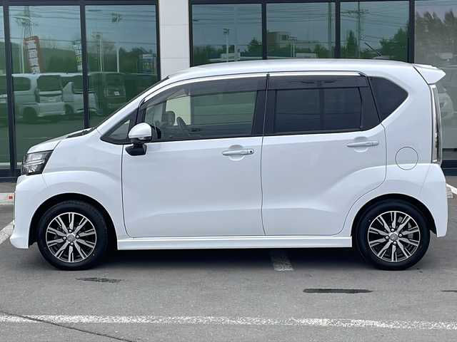 ダイハツ ムーヴ カスタム X VS SAⅢ 道東・釧路十勝 2023(令5)年 2.7万km シャイニングホワイトパール ・４WD/・純正SDメモリナビ/（CD・DVD・BT・フルセグ・AM・FM）/・全方位カメラ/・シートヒーター（運転席）/・純正フロアマット/・後方コーナーセンサー/・フォグライト/・オートライト/・オートハイビーム/・ドアバイザー/・スマートキー/・プッシュスタート/・衝突被害軽減ブレーキ/・LEDヘッドライト/・横滑り防止装置/・アイドリングストップ/・保証書