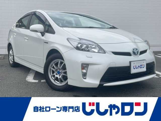 トヨタ プリウス S ツーリングセレクション 熊本県 2013(平25)年 6.9万km ホワイトパールクリスタルシャイン (株)IDOMが運営する【じしゃロン熊本店】の自社ローン専用車両になります/こちらは現金またはオートローンご利用時の価格です。自社ローンご希望の方は別途その旨お申付け下さい./純正ナビ/バックカメラ/ステアリングスイッチ/ＥＴＣ/純正フロアマット/社外アルミホイール　（スタットレス）/スマートキープッシュスタート/電動格納ミラー