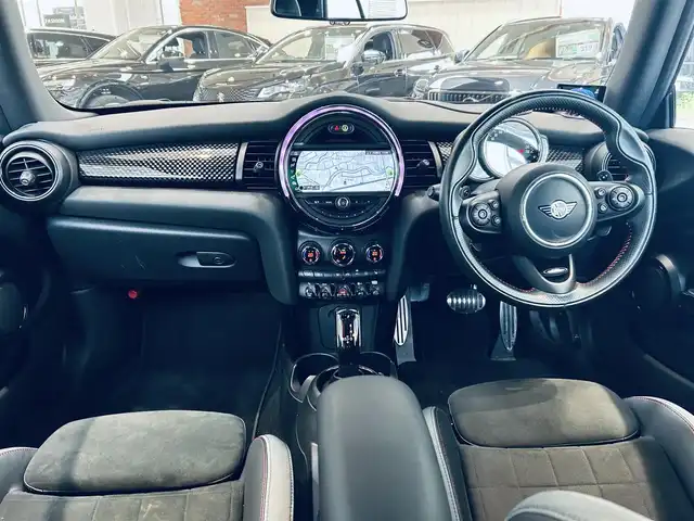 ＭＩＮＩ ミニ ジョンクーパーワークス コンバチ 大阪府 2020(令2)年 3.8万km ペッパー・ホワイト ワンオーナー/インテリジェントセーフティ/ハーフレザー/シートヒーター/純正ナビ/バックカメラ/ACC/HUD/純正17インチAW/LEDヘッドライト/クリアランスソナー/パドルシフト/ETC/ドラレコ/レーダー探知機/電動ソフトトップ
