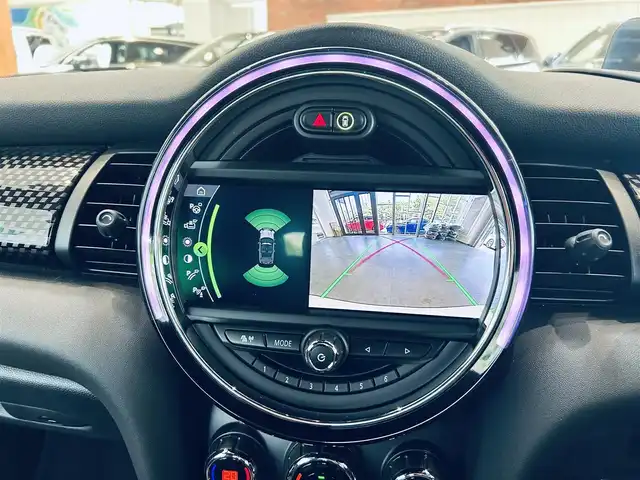 ＭＩＮＩ ミニ ジョンクーパーワークス コンバチ 大阪府 2020(令2)年 3.8万km ペッパー・ホワイト ワンオーナー/インテリジェントセーフティ/ハーフレザー/シートヒーター/純正ナビ/バックカメラ/ACC/HUD/純正17インチAW/LEDヘッドライト/クリアランスソナー/パドルシフト/ETC/ドラレコ/レーダー探知機/電動ソフトトップ