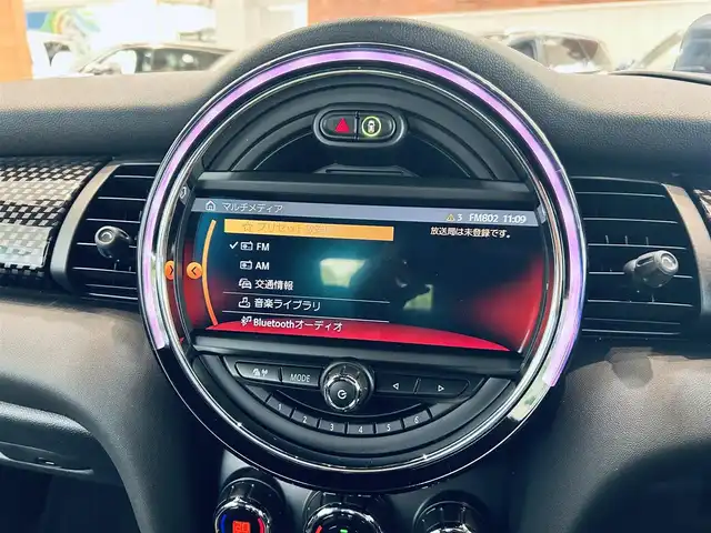 ＭＩＮＩ ミニ ジョンクーパーワークス コンバチ 大阪府 2020(令2)年 3.8万km ペッパー・ホワイト ワンオーナー/インテリジェントセーフティ/ハーフレザー/シートヒーター/純正ナビ/バックカメラ/ACC/HUD/純正17インチAW/LEDヘッドライト/クリアランスソナー/パドルシフト/ETC/ドラレコ/レーダー探知機/電動ソフトトップ