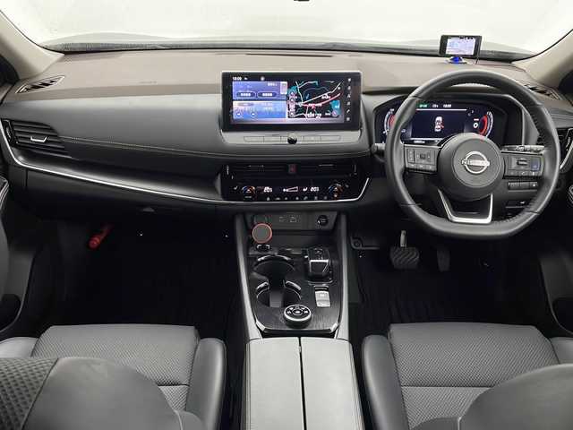 日産 エクストレイル X e－4ORCE エクストリーマーX 千葉県 2023(令5)年 1.1万km ダイヤモンドブラック 禁煙車/４WD/エマージェンシーブレーキ/・プロパイロット/・ブラインドスポットモニター/・コーナーセンサー/・レーンキープアシスト/・パーキングアシストシステム/・車線逸脱警報システム/純正12.3インチメモリナビ/・Bluetooth/USB/Apple CarPlay/フルセグTV/・アラウンドビューモニター/・インテリジェントルームミラー/・ビルトインETC2.0/レザーシート/・全席シートヒーター/・DNパワーシート/・D席メモリ付き/革巻きステアリング/・ステアリングスイッチ/・ステアリングヒーター/ダウンヒルアシストコントロール/パワーバックドア/左右独立エアコン/AC電源/eペダル/純正フロアマット/純正ドアバイザー/純正18インチAW/ルーフレール/電動格納ウインカーミラー/オートライト/・LEDヘッドライト/・LEDフォグランプ/・ヘッドライトイベライザー