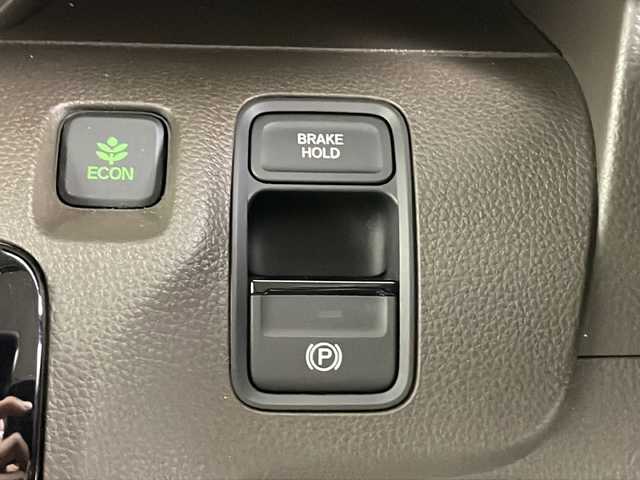 ホンダ Ｎ ＷＧＮ L ホンダセンシング 道央・札幌 2021(令3)年 2.4万km クリスタルブラックパール ・４WD   / Honda SENSING/・衝突軽減ブレーキ/誤発進抑制機能/・歩行者事故低減ステアリング/・アダプティブ・クルーズ・コントロール/・LKAS〈車線維持支援システム/・純正ナビ（VXM-164CSi）/・Bluetooth/CD/DVD//・USB/SD/ワンセグTV/・バックカメラ/・シートヒーター運転席/助手席/・オートライト/オートマチックハイビーム/・スマートキー/・横滑り防止装置/・盗難防止装置/・ETC