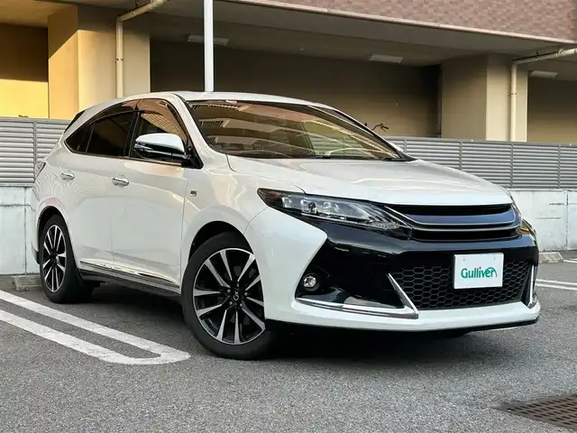 トヨタ ハリアー エレガンス G’s 大阪府 2017(平29)年 11.8万km ホワイトパールクリスタルシャイン マイコン制御チルト＆スライド電動ムーンルーフ/ビッグX9インチナビ（EX9V）/・AM/FM/CD/DVD/・BT/フルセグ/HDMI/バックカメラ/ハーフレザーシート/D席パワーシート/LEDヘッドライト/フォグランプ/純正19インチアルミホイール/純正フロアマット/保証書/取扱説明書