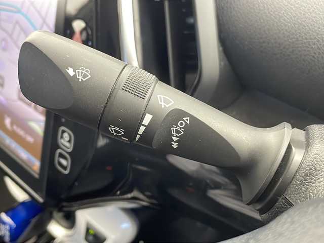 トヨタ プリウス ＰＨＶ A 栃木県 2018(平30)年 6.8万km ホワイトパールクリスタルシャイン 純正メーカーナビ/（BT/AM/FM/フルセグ）/ETC　/ドライブレコーダー/クルーズコントロール/プリクラッシュブレーキ/クリアランナソー/ブラインドスポットモニター/ふらつき防止/車線逸脱警報/電動格納ミラー/ステアリングスイッチ/前席シートヒーター/純正アルミホイール/純正フロアマット/プッシュスタート/スマートキー
