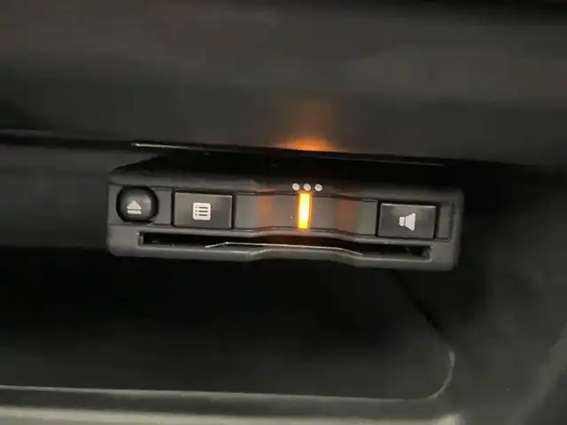 ホンダ Ｎ ＢＯＸ カスタム L ターボ 滋賀県 2021(令3)年 2.4万km シャイニンググレーM 社外ナビ/・フルセグTV・Bluetooth・CD・DVD/バックカメラ/ETC/前方ドライブレコーダー/両側パワースライドドア/運転席シートヒーター/コーナーセンサー/追従クルーズコントロール/レーンキープアシスト/横滑り防止機能/衝突軽減機能/オートライト/スマートキー/スペアキー/ステアリングスイッチ