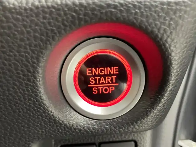 ホンダ Ｎ ＢＯＸ カスタム L ターボ 滋賀県 2021(令3)年 2.4万km シャイニンググレーM 社外ナビ/・フルセグTV・Bluetooth・CD・DVD/バックカメラ/ETC/前方ドライブレコーダー/両側パワースライドドア/運転席シートヒーター/コーナーセンサー/追従クルーズコントロール/レーンキープアシスト/横滑り防止機能/衝突軽減機能/オートライト/スマートキー/スペアキー/ステアリングスイッチ