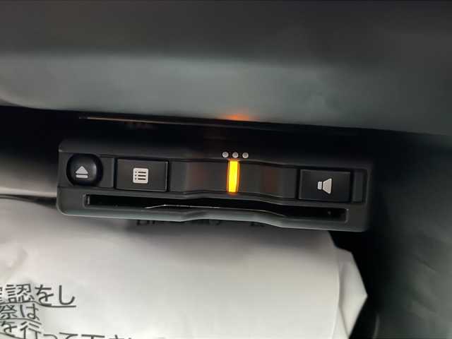 ホンダ Ｎ ＢＯＸ カスタム L ターボ 千葉県 2021(令3)年 2.4万km シャイニンググレーM 社外SDナビゲーション/CD DVD BT フルセグTV/ホンダセンシング/衝突軽減ブレーキ/レーダークルーズコントロール/レーンキープアシスト/クリアランスソナー/先行車発進お知らせ機能/標識認識機能/両側パワースライドドア/前席シートヒーター/ハーフレザーシート/ETC/前方ドライブレコーダー/ロールサンシェード/LEDヘッドライト/オートハイビーム/純正フロアマット/純正アルミホイール/スマートキー/プッシュスタート