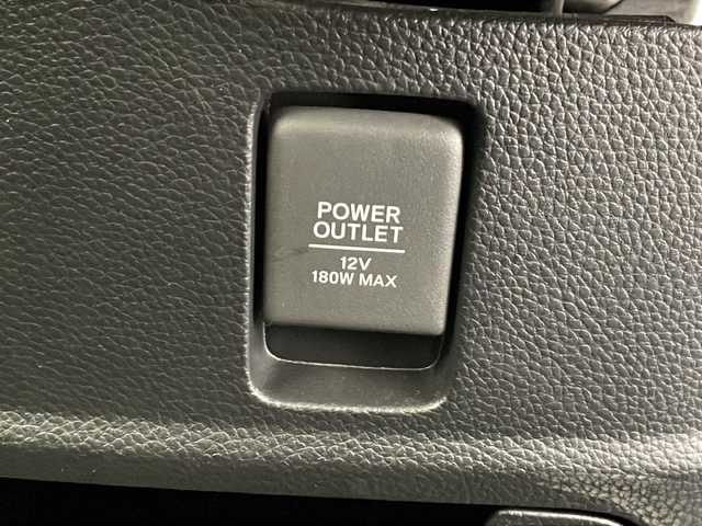 ホンダ Ｎ ＢＯＸ カスタム L ターボ 千葉県 2021(令3)年 2.4万km シャイニンググレーM 社外SDナビゲーション/CD DVD BT フルセグTV/ホンダセンシング/衝突軽減ブレーキ/レーダークルーズコントロール/レーンキープアシスト/クリアランスソナー/先行車発進お知らせ機能/標識認識機能/両側パワースライドドア/前席シートヒーター/ハーフレザーシート/ETC/前方ドライブレコーダー/ロールサンシェード/LEDヘッドライト/オートハイビーム/純正フロアマット/純正アルミホイール/スマートキー/プッシュスタート