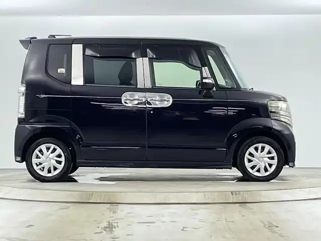 ホンダ Ｎ ＢＯＸ カスタム G Lパッケージ 愛知県 2013(平25)年 10.5万km プレミアムゴールドパープルパール ディーラーOPナビ（AM/FM/ワンセグ/BT/CD/DVD）/バックカメラ/両側パワースライドドア/プッシュスタート/スマートキー/オートライト/電格ミラー/社外シートカバー/ステアリングスイッチ/純正ホイールキャップ/ドアバイザー/ETC/横滑り防止機能/アイドリングストップ/フォグランプ