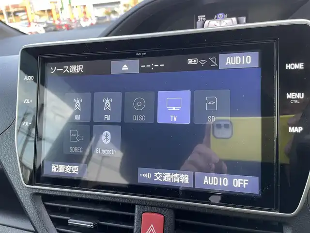 トヨタ ノア Si 石川県 2019(令1)年 4.1万km ブラッキッシュアゲハガラスフレーク 純正10型ナビ/フルセグTV/バックカメラ/LEDヘッドライト/ビルトインETC/両側パワースライドドア/トヨタセーフティセンス/クルーズコントロール/ドライブレコーダー/社外アルミホイール/純正AW&夏タイヤ積み込み/スマートキー/プッシュスタート/レーンキープ/クリアランスソナー/サイドリフトアップシート/チルト付き/保証書