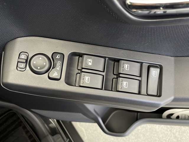 ダイハツ タフト G ダーククロムベンチャー 長野県 2025(令7)年 0.1千km ブラックマイカメタリック 4WD/９インチディスプレイオーディオ/　フルセグ/Bluetooth/　AppleCarPlay/AndroidAuto/バックカメラ/ガラスルーフ/前席シートヒーター/オートエアコン/レーダークルーズコントロール/衝突被害軽減ブレーキ/コーナーセンサー/LEDヘッドライト/オートライト/スマートキー/スペアキー/取説/純正マット・バイザー積み込み