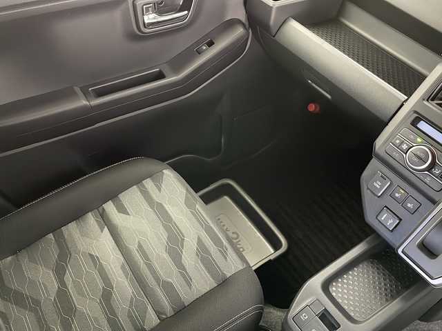 ダイハツ タフト G ダーククロムベンチャー 長野県 2025(令7)年 0.1千km ブラックマイカメタリック 4WD/９インチディスプレイオーディオ/　フルセグ/Bluetooth/　AppleCarPlay/AndroidAuto/バックカメラ/ガラスルーフ/前席シートヒーター/オートエアコン/レーダークルーズコントロール/衝突被害軽減ブレーキ/コーナーセンサー/LEDヘッドライト/オートライト/スマートキー/スペアキー/取説/純正マット・バイザー積み込み