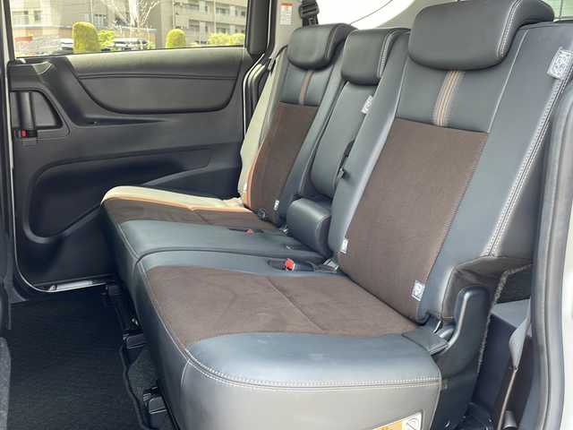 トヨタ シエンタ ファンベースG クエロ 長野県 2020(令2)年 1.9万km ホワイトパールクリスタルシャイン ７インチ純正ナビ/（NSCN-W68）/Bluetooth Audio/ワンセグテレビ/前後ドライブレコーダー/ＥＴＣ/バックカメラ/両側電動スライドドア/革巻きステアリング/ハーフレザーシート/ＬＥＤヘッドライト/純正フロアマット/プッシュスタート/オートライト/オートマチックハイビーム/前後コーナーセンサー/ドアバイザー/スマートキー/スペアキー×１/横滑り防止機能/盗難防止機能/電動格納ミラー/ダブルエアバック/保証書/取扱説明書/トヨタセーフティーセンス