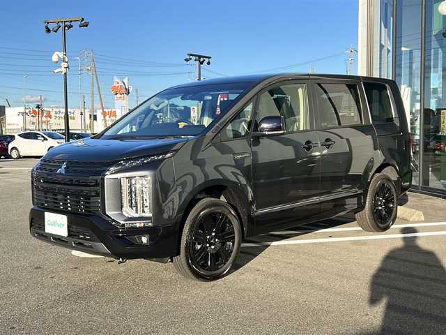 三菱 デリカＤ：５ シャモニー 岐阜県 2025(令7)年 0.1千km グラファイトグレーメタリック/ブラックマイカ 登録時走行距離10km/社外１１インチナビ/フルセグ/バックモニター/レザーシート/両側パワースライドドア/パワーシート/４ＷＤ/Bluetooth/電動リヤゲート/プッシュスタート/スマートキー/スペアキー/レーダークルーズコントロール