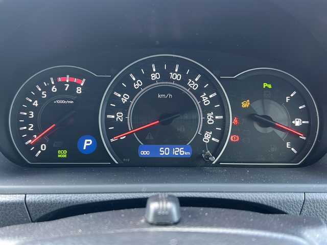 トヨタ ヴォクシー ZS 煌Ⅲ 岐阜県 2020(令2)年 5.1万km ホワイトパールクリスタルシャイン 登録時走行距離50126km/純正９型ナビ　/フルセグ　/バックカメラ　/両側パワースライドドア　/プリクラッシュセーフティ　/クルーズコントロール　/前後コーナーセンサー　/前後ドライブレコーダー　/ＬＥＤヘッドライト　/オートライト/オートハイビーム/ビルトインＥＴＣ　/スマートキー/プッシュスタート/ドアバイザー/ウィンカーミラー/背面テーブル/純正16インチアルミホイール/純正フロアマット