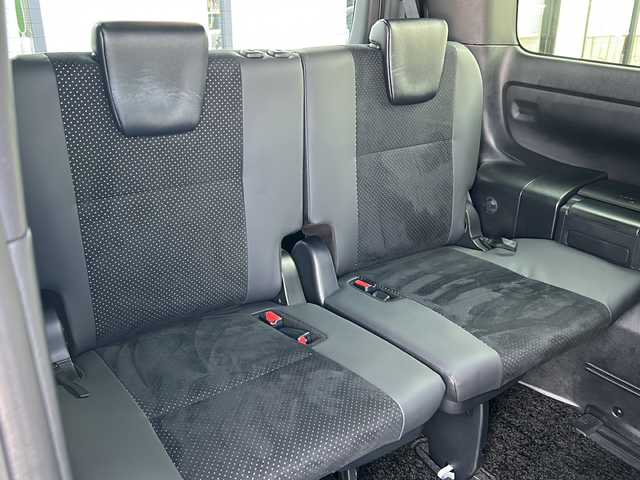 トヨタ ヴォクシー ZS 煌Ⅲ 岐阜県 2020(令2)年 5.1万km ホワイトパールクリスタルシャイン 登録時走行距離50126km/純正９型ナビ　/フルセグ　/バックカメラ　/両側パワースライドドア　/プリクラッシュセーフティ　/クルーズコントロール　/前後コーナーセンサー　/前後ドライブレコーダー　/ＬＥＤヘッドライト　/オートライト/オートハイビーム/ビルトインＥＴＣ　/スマートキー/プッシュスタート/ドアバイザー/ウィンカーミラー/背面テーブル/純正16インチアルミホイール/純正フロアマット