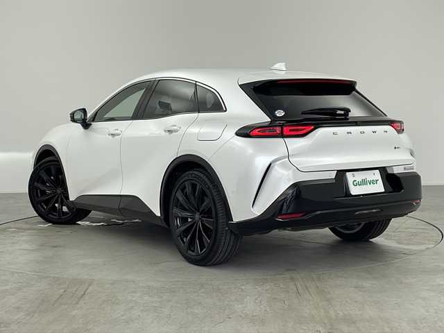 トヨタ クラウン スポーツ Z 愛知県 2023(令5)年 0.6万km プレシャスホワイトパール /禁煙車//E-Four//コネクティッドナビ対応ディスプレイオーディオPlus//フルセグTV//パノラミックビューモニター//バックカメラ//ビルトインETC2.0//純正前後ドラレコ//デジタルインナーミラー//トヨタセーフティセンス//プリクラッシュセーフティ//緊急時操舵支援//FCTA+LCA//LTA+LDA//レーダークルーズ//アダプティブハイビーム//ロードサインアシスト//プロアクティブドライビングアシスト//BSM+安心降車アシスト+RCTA//パーキングサポートブレーキ//トヨタチームメイト//アドバンストパーク(リモート機能付)//アドバンストドライブ(渋滞時支援)//ドライバーモニターカメラ//Bi-Beam LEDヘッドライト//ヘッドライトウォッシャー//リヤフォグ//ハンズフリーパワーバックドア//ヘッドアップディスプレイ//本革シート//前席パワーシート(快適温熱+ベンチレーション付)//運転席メモリー機能//パワーイージーアクセス//おくだけ充電//AC100V//純正フロアマット//革巻きステア//ステアスイッチ//ステアヒーター//プッシュスタート//電格ミラーウィンカー//電子パーキング//ブレーキホールド