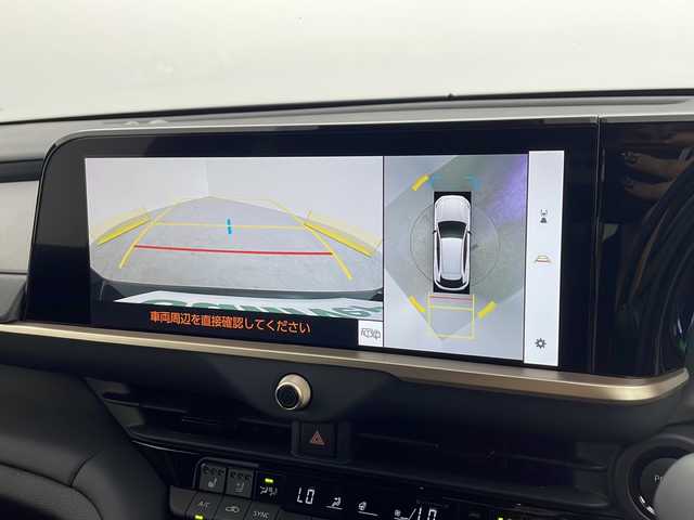 トヨタ クラウン スポーツ Z 愛知県 2023(令5)年 0.6万km プレシャスホワイトパール /禁煙車//E-Four//コネクティッドナビ対応ディスプレイオーディオPlus//フルセグTV//パノラミックビューモニター//バックカメラ//ビルトインETC2.0//純正前後ドラレコ//デジタルインナーミラー//トヨタセーフティセンス//プリクラッシュセーフティ//緊急時操舵支援//FCTA+LCA//LTA+LDA//レーダークルーズ//アダプティブハイビーム//ロードサインアシスト//プロアクティブドライビングアシスト//BSM+安心降車アシスト+RCTA//パーキングサポートブレーキ//トヨタチームメイト//アドバンストパーク(リモート機能付)//アドバンストドライブ(渋滞時支援)//ドライバーモニターカメラ//Bi-Beam LEDヘッドライト//ヘッドライトウォッシャー//リヤフォグ//ハンズフリーパワーバックドア//ヘッドアップディスプレイ//本革シート//前席パワーシート(快適温熱+ベンチレーション付)//運転席メモリー機能//パワーイージーアクセス//おくだけ充電//AC100V//純正フロアマット//革巻きステア//ステアスイッチ//ステアヒーター//プッシュスタート//電格ミラーウィンカー//電子パーキング//ブレーキホールド