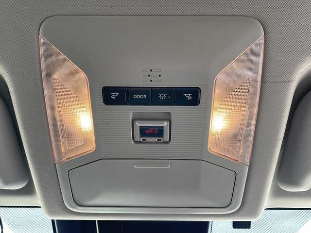 トヨタ ＲＡＶ４ ハイブリットX 岩手県 2020(令2)年 8万km グレーメタリック 純正ナビ　バックカメラ　Ｂｌｕｅｔｏｏｔｈ　ＵＳＢ端子　クルーズコントロール　ワイパーデアイサー　Ｆフォグ　ルーフレール　ＥＴＣ　ＬＥＤオートライト　純正１７インチＡＷ　ドラレコ　ハイビームアシスト