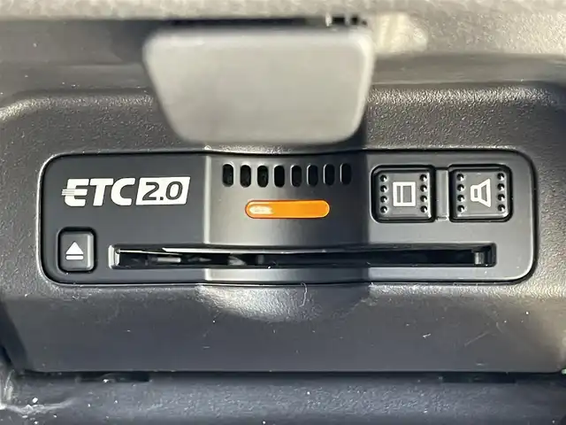 ホンダ レジェンド ハイブリッド EX 群馬県 2020(令2)年 7万km マジェスティックブラックパール ホンダセンシング　/純正ＨＤＤナビ　/サンルーフ　/本革シート　/ビルトインＥＴＣ　/ＫＲＥＬＬサウンド　/全席シートヒーター　/前席エアシート　/ステアリングヒーター　/ＬＥＤフォグランプ　/全方位カメラ　/前方ドラレコ/Bluetooth/LEDフォグランプ/ステアリングスイッチ/スポーツモード/前席パワーシート/パドルシフト/AHB