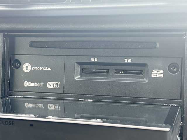 トヨタ ８６ GT リミテッド ブラックPKG 愛知県 2017(平29)年 6.9万km クリスタルホワイトパール /禁煙車//BLITZ車高調//bremboキャリパー//社外ナビ/フルセグTV//Bluetooth/CD・DVD//バックカメラ/ETC//リアスポイラー//スポーツアルミぺダル//クルーズコントロール//黒合皮ハーフレザーシート//前席シートヒーター//プッシュスタート//ステアリングスイッチ//LEDオートライト//LEDフォグランプ//電動格納ミラー//純正１７インチアルミ//ISOFIX//横滑り防止（TRC）//取扱説明書/新車保証書//スペアキー×１