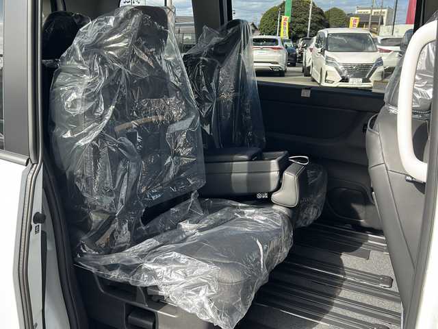 日産 セレナ e－パワー ハイウェイスター V 岐阜県 2025(令7)年 0.1千km プリズムホワイト 登録時走行距離10km/後席モニター/全方位カメラ/フルセグＴＶ/バックカメラ/純正ディスプレイオーディオ/両側パワースライドドア/クルーズコントロール/レーンキープアシスト/コーナーセンサー/純正アルミホイール/ハーフレザーシート/プッシュスタート/スペアキー/スマートキー/ビルトインETC/禁煙車/LEDヘッドライト/オートマチックハイビーム/フォグランプ