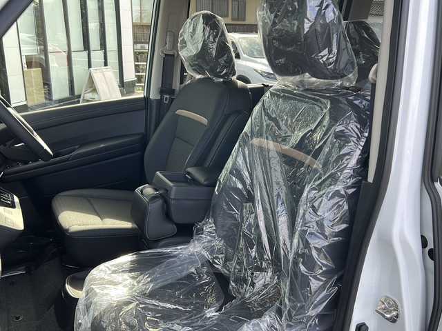 日産 セレナ e－パワー ハイウェイスター V 岐阜県 2025(令7)年 0.1千km プリズムホワイト 登録時走行距離10km/後席モニター/全方位カメラ/フルセグＴＶ/バックカメラ/純正ディスプレイオーディオ/両側パワースライドドア/クルーズコントロール/レーンキープアシスト/コーナーセンサー/純正アルミホイール/ハーフレザーシート/プッシュスタート/スペアキー/スマートキー/ビルトインETC/禁煙車/LEDヘッドライト/オートマチックハイビーム/フォグランプ