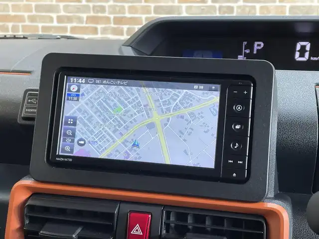 ダイハツ タント ファンクロスターボ 岩手県 2023(令5)年 4.4万km シャイニングホワイトパール ４WD/ターボ/ルーフレール/パノラマモニター/両側パワースライドドア/スマートアシスト/衝突回避支援ブレーキ/車線逸脱抑制機能/オートハイビーム/ブレーキ制御付き誤発進抑制機能/コーナーセンサー/先行車発信お知らせ機能/標識認識機能/オートブレーキホールド/横滑り防止装置/アイドリングストップ/リヤロールサンシェード/シートバックテーブル/撥水加工表皮シート/前席シートヒーター/純正ナビ/フルセグTV/ETC2.0/ドライブレコーダー/LEDヘッドライト/純正１５インチアルミホイール/ヘッドライトレベライザー