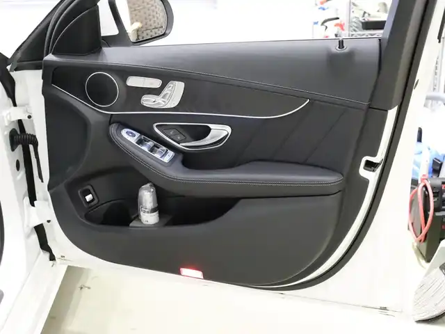 メルセデス・ベンツ Ｃ２００ アバンギャルド AMGライン 静岡県 2018(平30)年 1.8万km ポーラホワイト レーダーセーフティーパッケージ/純正ナビ/ステアリングパイロット/パドルシフト/クルーズコントロール/アイドリングストップ/パワーシート/シートヒーター/シートメモリー/電動格納ミラー/純正マット