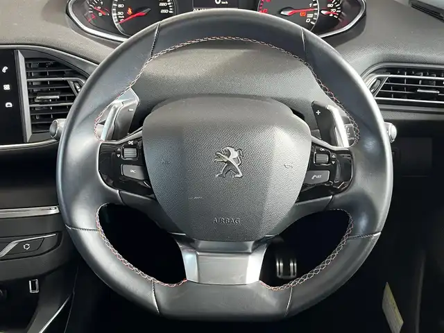 プジョー ３０８ テックパックED ブルーHDi 山形県 2020(令2)年 1.4万km パール ・純正ナビ/・レーンキープアシスト/・アイドリングストップ/・ETC/・オートライト/・アダプティブクルーズコントロール/・ブラインドスポットモニター/・コーナーセンサー/・バックカメラ/・衝突軽減ブレーキ/・applecarplay/androidauto/・AM/FM/Bluetooth/USB