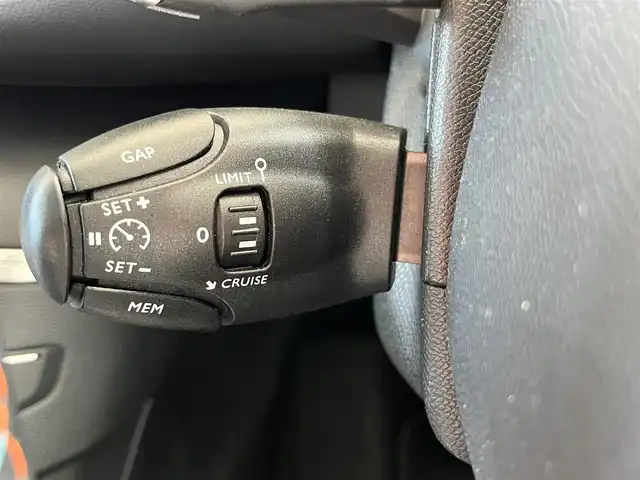 プジョー ３０８ テックパックED ブルーHDi 山形県 2020(令2)年 1.4万km パール ・純正ナビ/・レーンキープアシスト/・アイドリングストップ/・ETC/・オートライト/・アダプティブクルーズコントロール/・ブラインドスポットモニター/・コーナーセンサー/・バックカメラ/・衝突軽減ブレーキ/・applecarplay/androidauto/・AM/FM/Bluetooth/USB