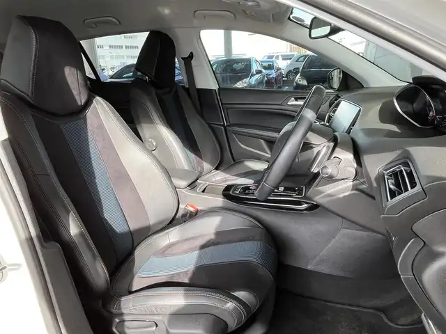 プジョー ３０８ テックパックED ブルーHDi 山形県 2020(令2)年 1.4万km パール ・純正ナビ/・レーンキープアシスト/・アイドリングストップ/・ETC/・オートライト/・アダプティブクルーズコントロール/・ブラインドスポットモニター/・コーナーセンサー/・バックカメラ/・衝突軽減ブレーキ/・applecarplay/androidauto/・AM/FM/Bluetooth/USB