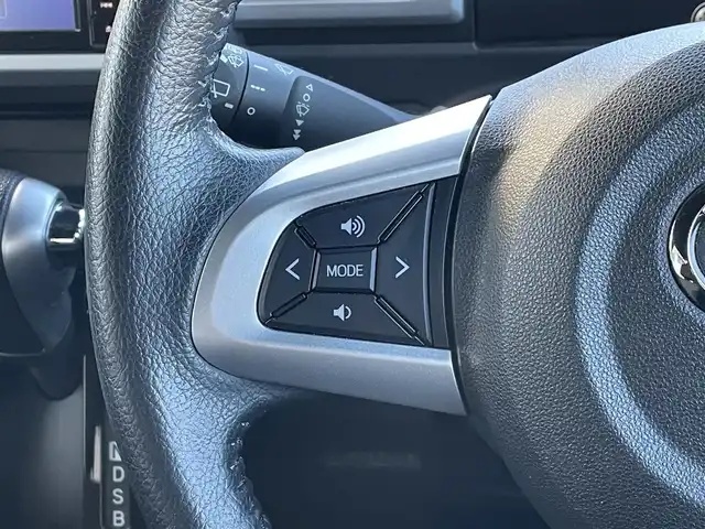 ダイハツ ウェイク G ターボ SA Ⅲ 東京都 2018(平30)年 3.6万km ブラックマイカメタリック ターボ　/純正ナビ　/両側電動スライドドア　/ＥＴＣ　/フルセグＴＶ　/Ｂｌｕｅｔｏｏｔｈ　/純正１４インチＡＷ　/衝突被害軽減　/横滑り防止　/ＵＳＢ　/オートライト　/オートマチックハイビーム　/アイドリングストップ