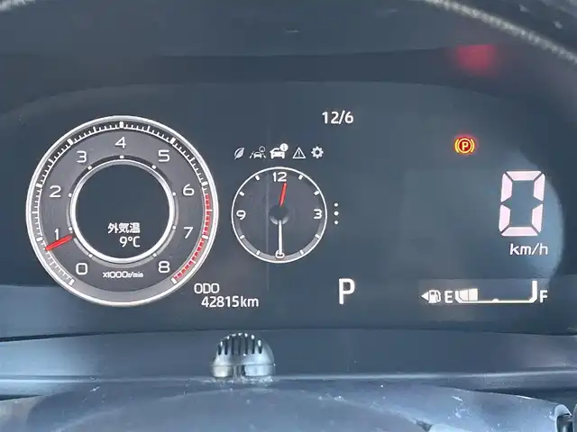 トヨタ ライズ G 群馬県 2023(令5)年 4.3万km ブラックマイカメタリック 安全装備/・衝突軽減ブレーキ/・コーナーセンサー/・横滑り防止/・レーンキープアシスト/・オートライト/・オートハイビーム/純正9インチナビ/・AM/FM/フルセグTV/・CD/DVD/SD/・HDMI/USB/バックカメラ/LEDヘッドライト/前席シートヒーター/前後ドライブレコーダー/純正フロアマット/純正ドアバイザー/純正16インチアルミホイール/スマートキー/プッシュスタート