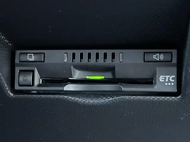 トヨタ ライズ G 群馬県 2023(令5)年 4.3万km ブラックマイカメタリック 安全装備/・衝突軽減ブレーキ/・コーナーセンサー/・横滑り防止/・レーンキープアシスト/・オートライト/・オートハイビーム/純正9インチナビ/・AM/FM/フルセグTV/・CD/DVD/SD/・HDMI/USB/バックカメラ/LEDヘッドライト/前席シートヒーター/前後ドライブレコーダー/純正フロアマット/純正ドアバイザー/純正16インチアルミホイール/スマートキー/プッシュスタート