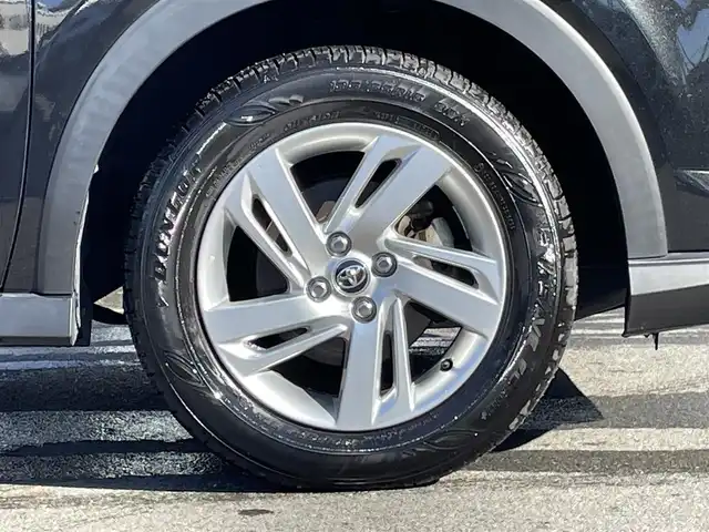 トヨタ ライズ G 群馬県 2023(令5)年 4.3万km ブラックマイカメタリック 安全装備/・衝突軽減ブレーキ/・コーナーセンサー/・横滑り防止/・レーンキープアシスト/・オートライト/・オートハイビーム/純正9インチナビ/・AM/FM/フルセグTV/・CD/DVD/SD/・HDMI/USB/バックカメラ/LEDヘッドライト/前席シートヒーター/前後ドライブレコーダー/純正フロアマット/純正ドアバイザー/純正16インチアルミホイール/スマートキー/プッシュスタート