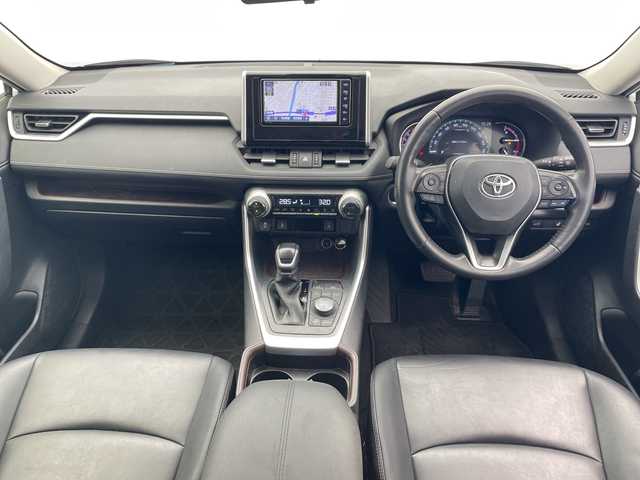 トヨタ ＲＡＶ４ G Zパッケージ 千葉県 2019(令1)年 4.4万km ホワイトパールクリスタルシャイン 純正ナビ/　CD/DVD/Bluetooth/フルセグTV/トヨタセーフティセンス/レーダークルーズコントロール/レーンキープアシスト/衝突軽減ブレーキ/クリアランスソナー/ブラインドスポットモニター/先行車発進警報/ロードサインアシスト/ダウンヒルアシスト/電動パーキング/オートホールド/オートハイビーム/パワーシート/シートメモリー（運転席）/パワーバックドア/デジタルインナーミラー/ステアリングヒーター/ビルトインETC/LEDライト/フォグランプ/フロアマット